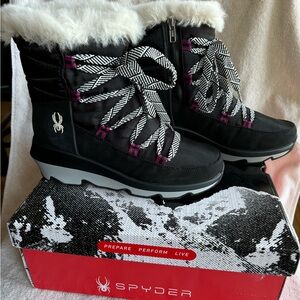 Spyder Black and White Winter Boots with Fur Lining